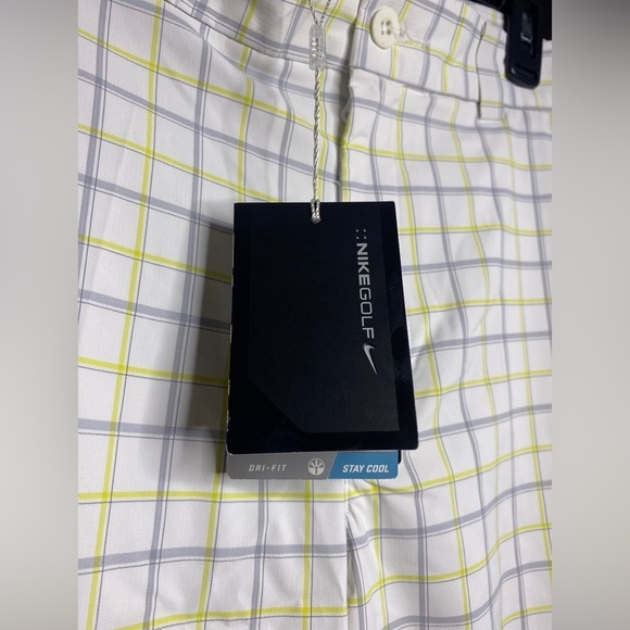 NWT - Nike Golf Shorts Mens 32 Plaid - Dri Fit Performance - Picture 2 of 6